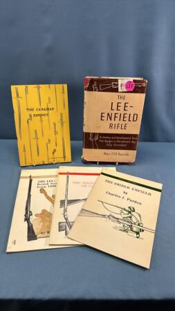 (5) GUN BOOKLETS