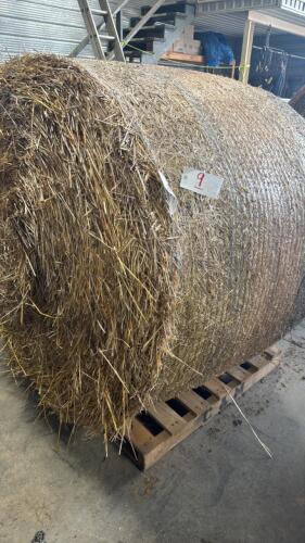 20 - 4X5 ROUND BALES OF STRAW