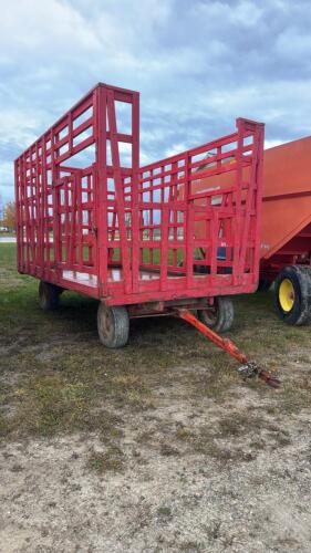 16FT X 8FT WOODEN THROWER WAGON