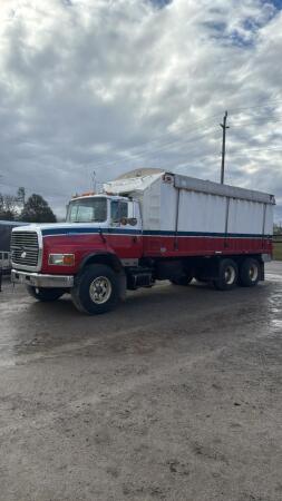 1993 FORD L8000 TANDEM GRAIN TRUCK WITH 21FT BOX