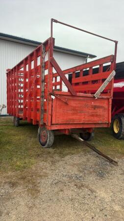 19FT X 7FT WOODEN THROWER WAGON