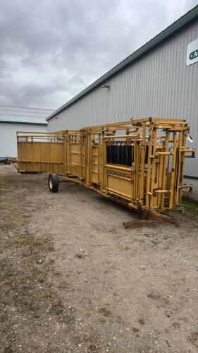 TUFF PORTABLE CROWDING TUB AND PROCESSING CHUTE