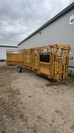 TUFF PORTABLE CROWDING TUB AND PROCESSING CHUTE