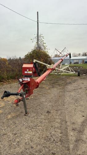 FARM KING 1080 PTO AUGER WITH SWING AUGER