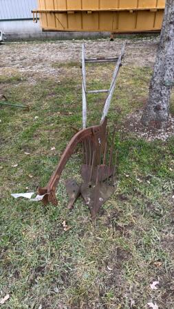 MASSEY HARRIS #7A WALKING PLOW