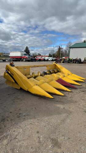 NEW HOLLAND 96C 6 ROW CORN HEAD