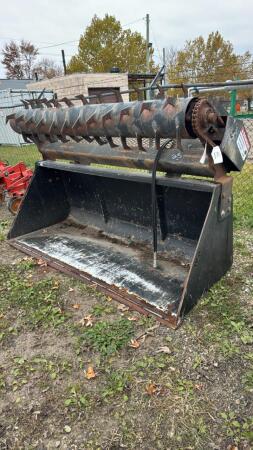 HLA 8FT 45.2 CU FT SILAGE DEFACER BUCKET
