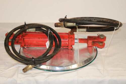 Hyd. Cylinder with Hoses, Untested