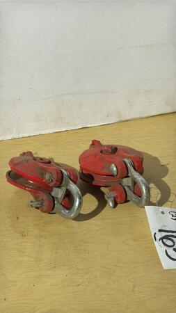 2 Winch Pulley Blocks
