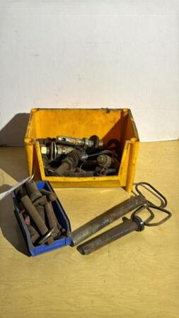 Draw Pins, Lift Arm Pins Etc.