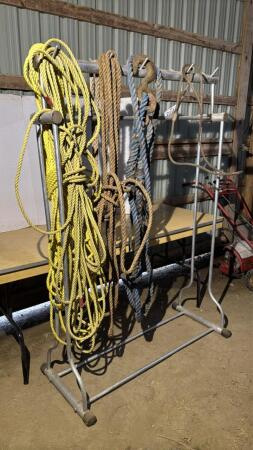 4 Ropes, Cable Sling and Metal Stand