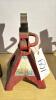 (2) 3ton Axle Stands, (2) Bottle Jacks - 6