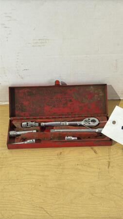 Snap-on 1/4in Ratchet and Extensions