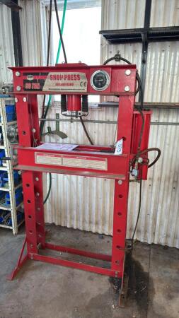 Amoel 50Ton Air and Hand Shop Press