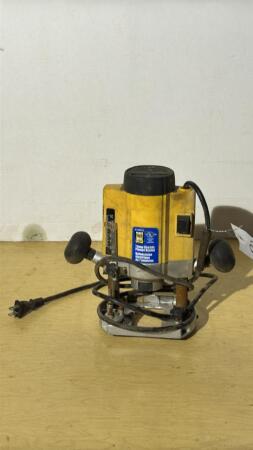 Power Fist Plunge Router