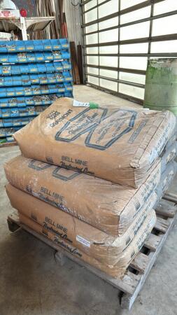 (4) 50LB Bags of Hydrated Lime