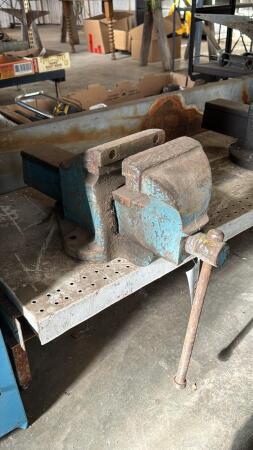Record NO6 Vise