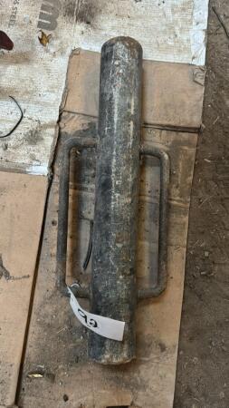 MANUAL POST POUNDER