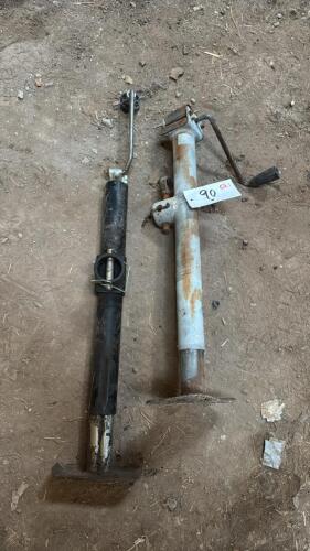 2 IMPLEMENT JACKS
