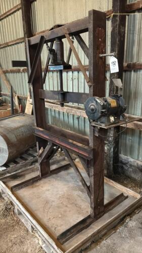 HYDRAULIC PRESS WITH 6IN BENCH GRINDER