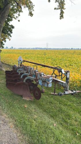 FISKARS MCKEE 5F SEMI MOUNT PLOW