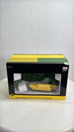 JOHN DEERE MC CRAWLER WITH BLADE