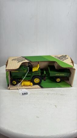 JOHN DEERE LAWN TRACTOR WITH DECK & TRAILER