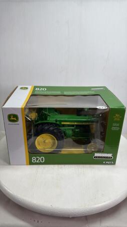 JOHN DEERE 820 DIESEL TRACTOR