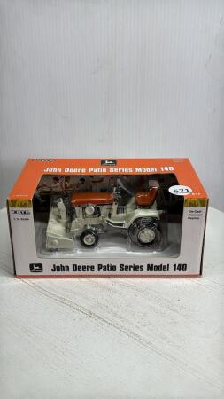JOHN DEERE PATIO SERIES 140 RIDING MOWER (ORANGE)