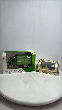 JOHN DEERE LOT