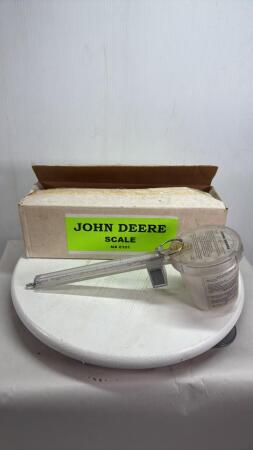 JOHN DEERE SCALE