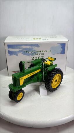 JOHN DEERE 530 TRACTOR