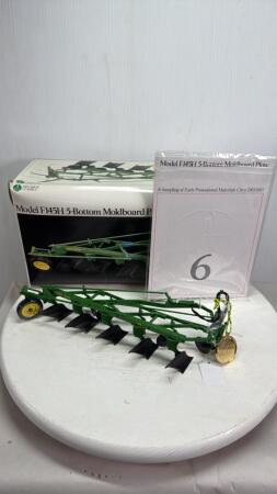 JOHN DEERE F145H 5-BOTTOM MOLDBOARD PLOW