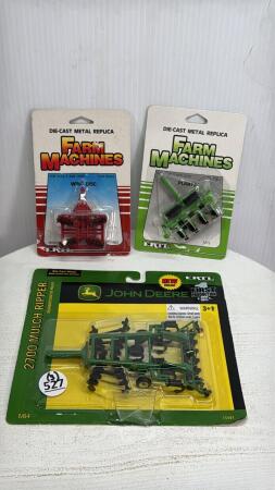 (3) TOY LOT