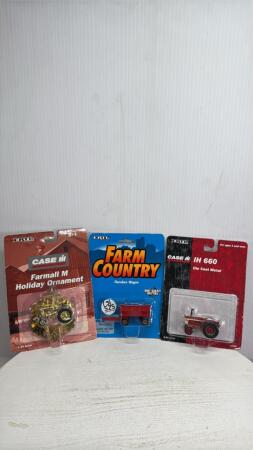 (3) TOY LOT