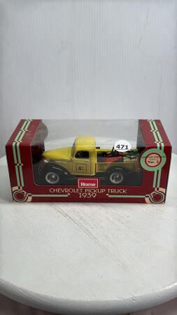 HOME HARDWARE 1939 CHEV PICKUP