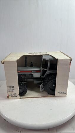 WHITE 2-135 FIELD BOSS FWA TRACTOR