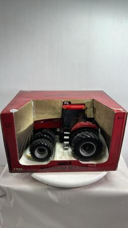 CASE IH MAGNUM MX305 TRACTOR WITH DUALS ALL AROUND