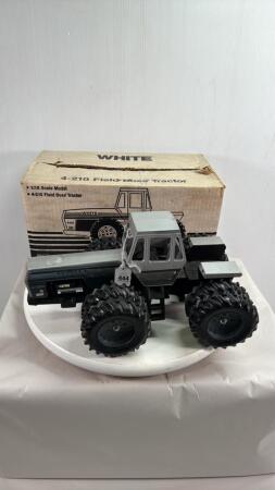 WHITE 4-210 FIELD BOSS TRACTOR