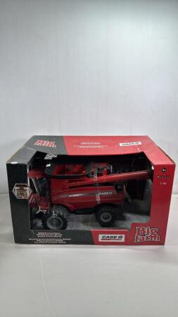 CASE IH 8240 PLASTIC COMBINE WITH 2 HEADS