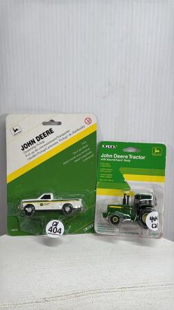JOHN DEERE DEALERSHIP PICKUP & FWA TRACTOR