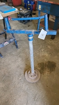 Tire Vise for Repairing Tires