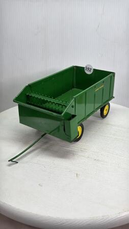 JOHN DEERE FORAGE WAGON