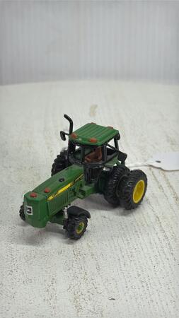 CUSTOM JOHN DEERE 4960 TRACTOR