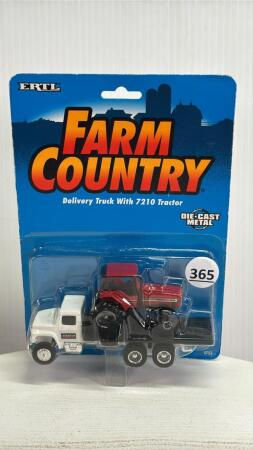 CASE IH TRUCK & 7210 TRACTOR