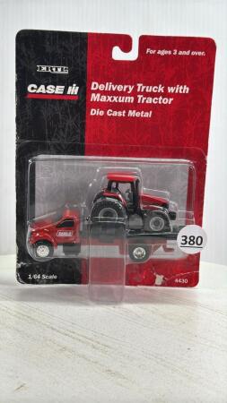 CASE IH TRUCK WITH MX 135 TRACTOR