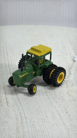 CUSTOM JOHN DEERE 6030 TRACTOR WITH SPACER DUALS