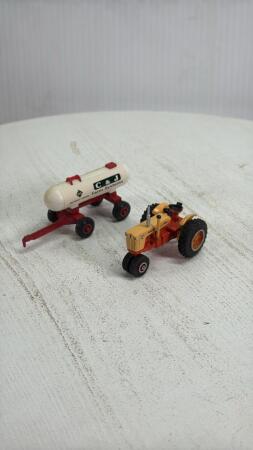CASE O MATIC 800 TRACTOR & C&J ANHYDROUS WAGON
