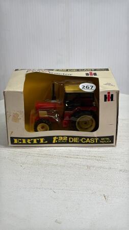 INTERNATIONAL 784 FWD TRACTOR