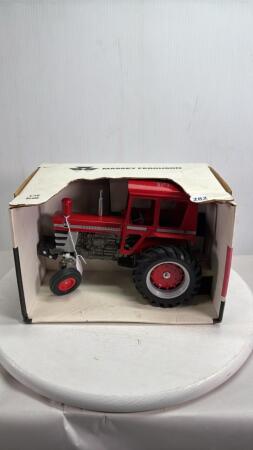 MASSEY FERGUSON 1130 TRACTOR